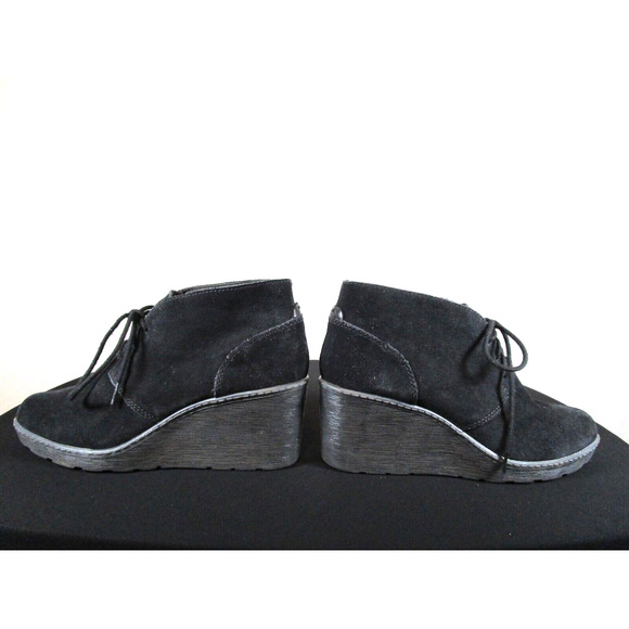 Collection By Clarks Black Suede Med. Wedge Heel Lace Up Ankle Boots Women 6.5 - Picture 7 of 10